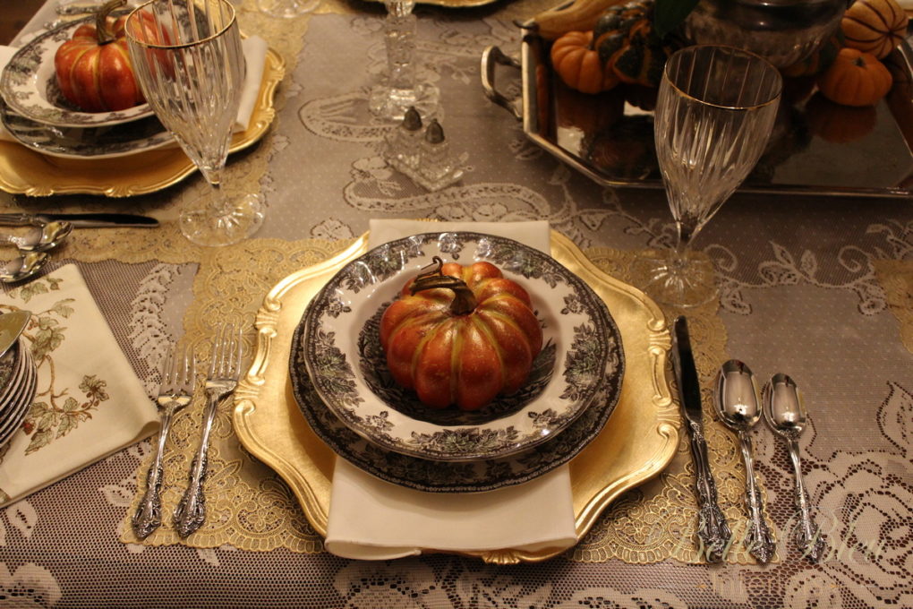 A Traditional Thanksgiving Table - Belle Bleu Interiors